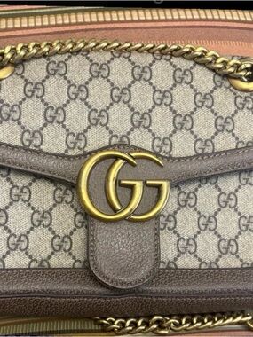 Gucci Beige GG Supreme Canvas Shoulder Bag with Gold Hardware